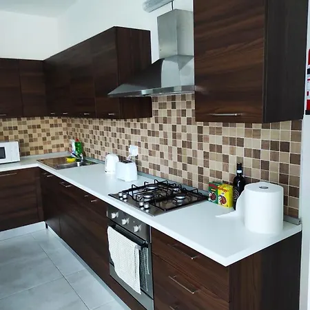 Hillock Gozo Lejlighed *