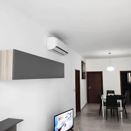 Hillock Gozo Lejlighed *